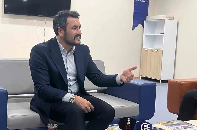 Siirt’te spor yatırımları devam ediyor
