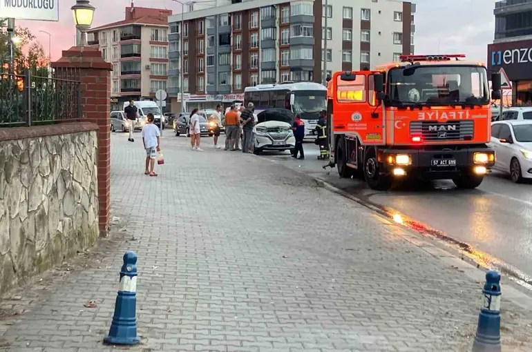 Sinop’ta SUV tipi araçta yangın paniği
