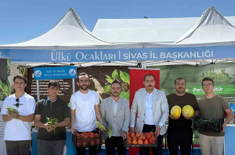 Sivas Ülkü Ocakları permakültür ve sürdürülebilir tarım projesini sergiledi
