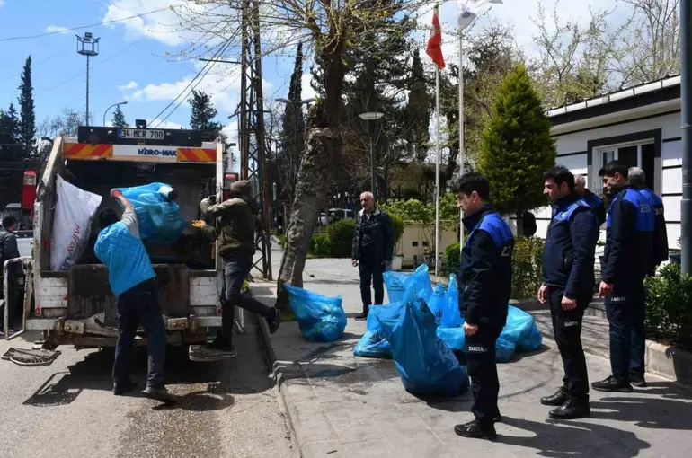 Siverek’te 5 ton bozuk ürün imha edildi
