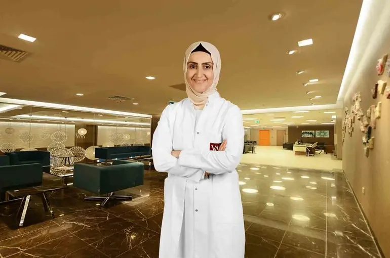 "Skolyoz ergenlikte hızla ilerleyebiliyor"
