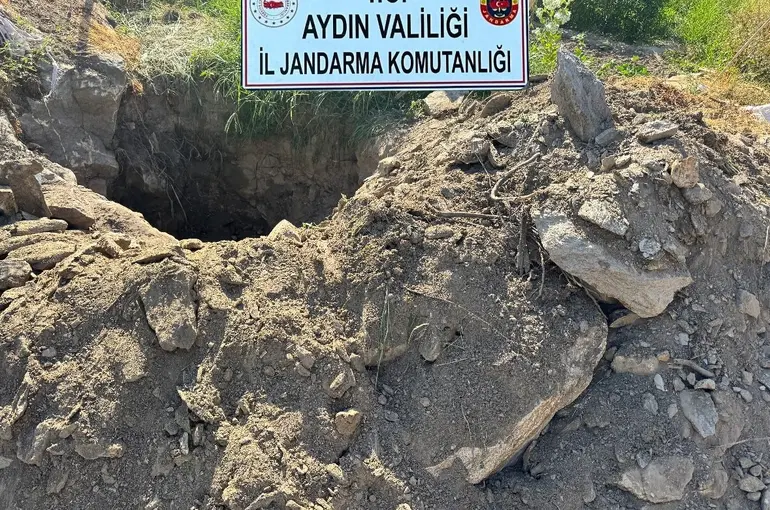 Söke’de izinsiz kazı yapan 5 şüpheli suçüstü yakalandı
