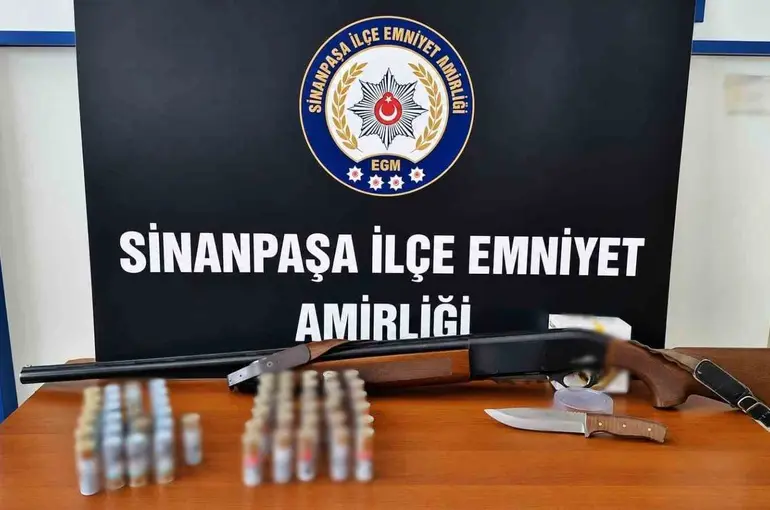 Sosyal medyadan silah ve mühimmat paylaşımı yapınca gözaltına alındı
