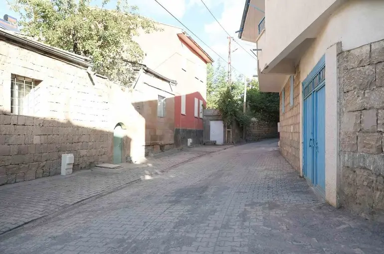 Subaşı Mahallesi’nde hummalı çalışmalar devam ediyor
