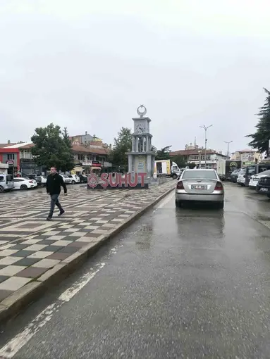 Şuhut’ta yağış etkisini gösterdi
