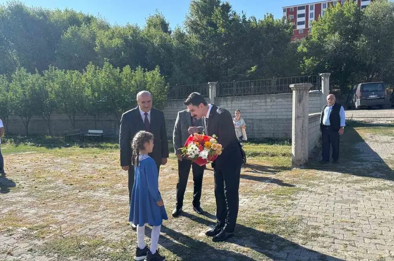 Susuz’da öğrencilerin okul heyecanı
