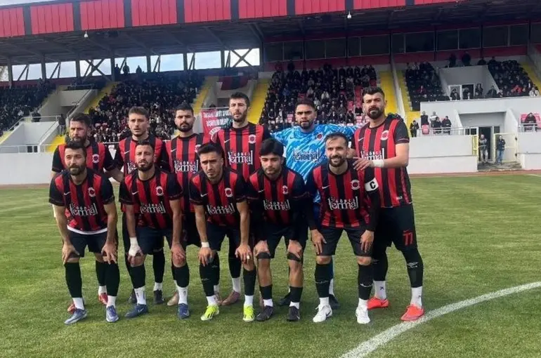 Tavşanlı Ada Stadı’nda bir puana razı oldular
