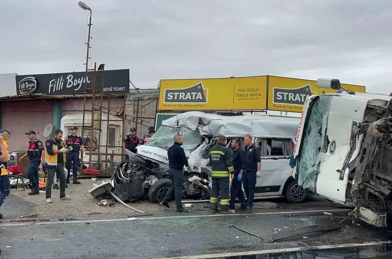 Tekirdağ’da korkunç kazada ölenlerin kimlikleri belirlendi
