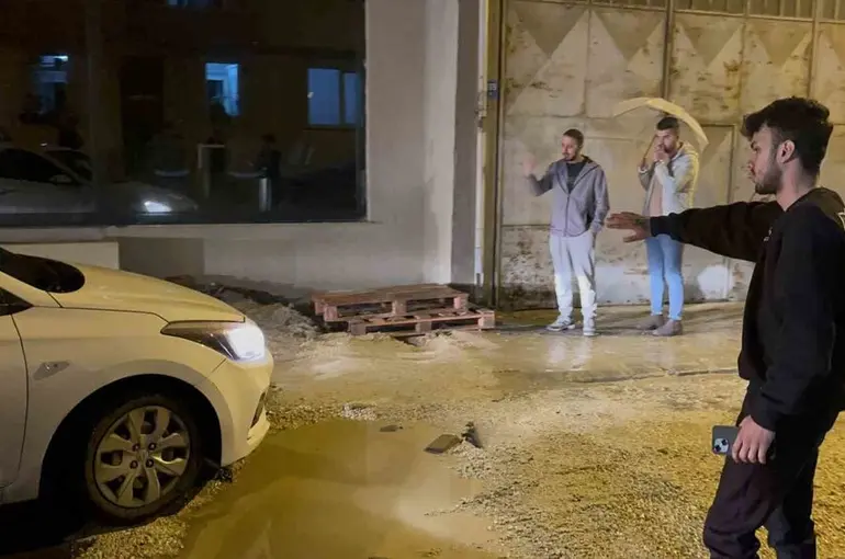 Tekirdağ’da sürücülerin çukurlarla imtihanı
