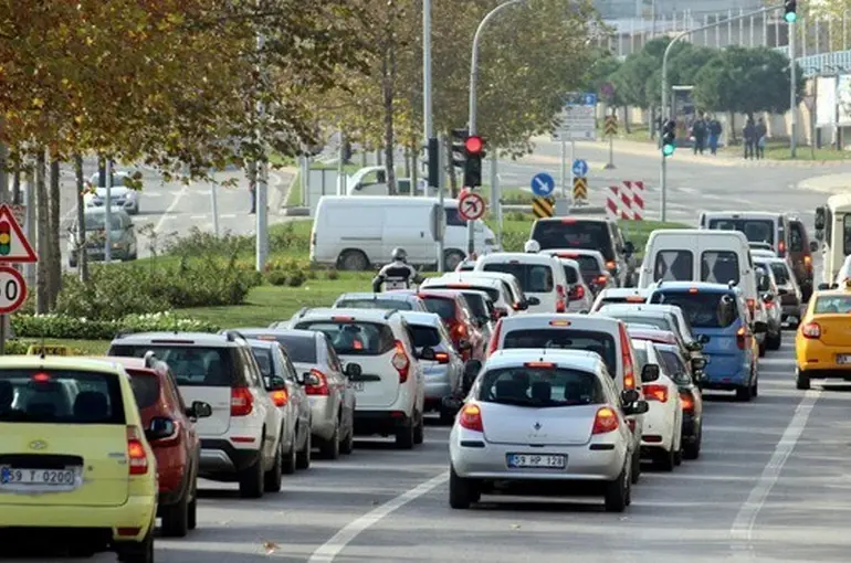 Tekirdağ’da trafiğe kayıtlı araç sayısı 381 bin 389’a ulaştı
