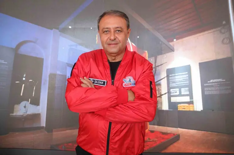 TEKNOFEST’in ikinci gününde ziyaretçi patlaması: 140 bin kişi giriş yaptı
