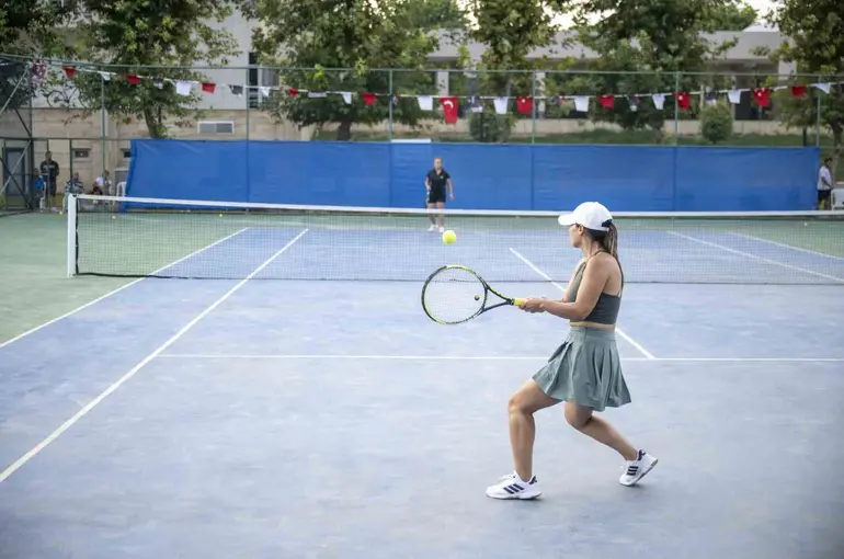 Tenis turnuvası tamamlandı
