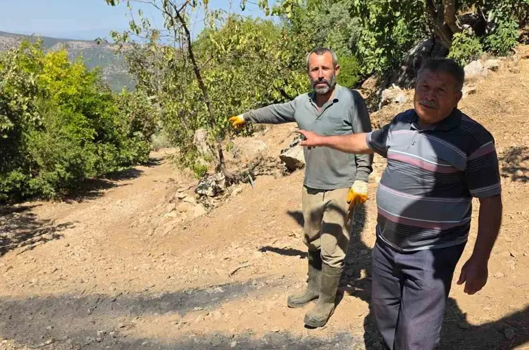 Tire’de bitmeyen yol çilesi: Mahalleli can güvenliğinden endişeli
