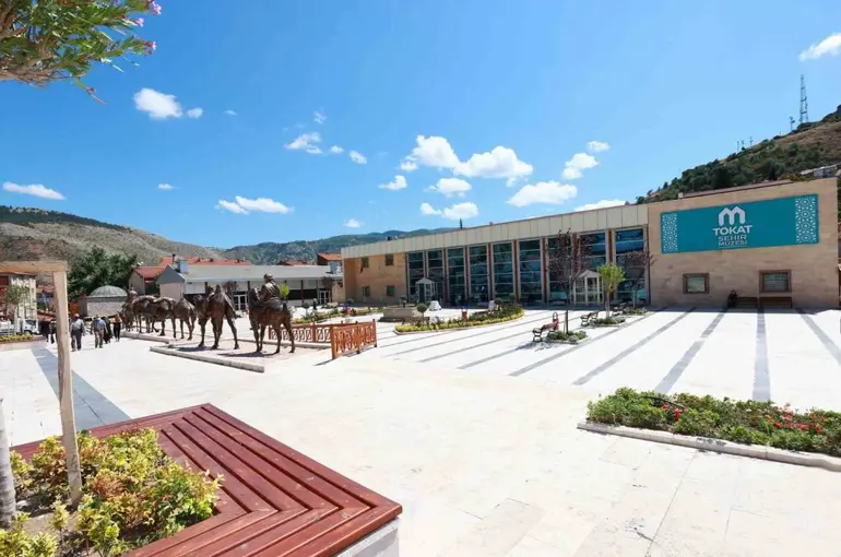 Tokat Belediyesi’nden Üreten kadınlara destek
