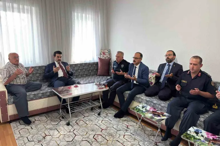 Tomarza’da Gaziler Günü’nde anlamlı ziyaret
