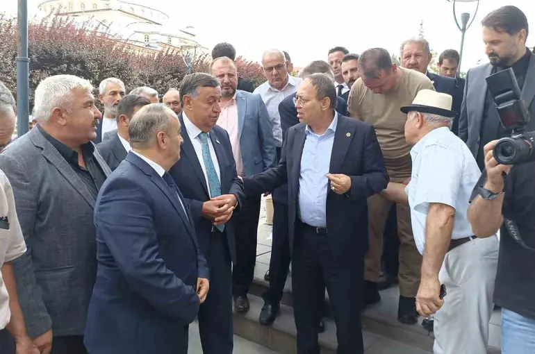 Topsakal’dan birlik ve beraberlik vurgusu
