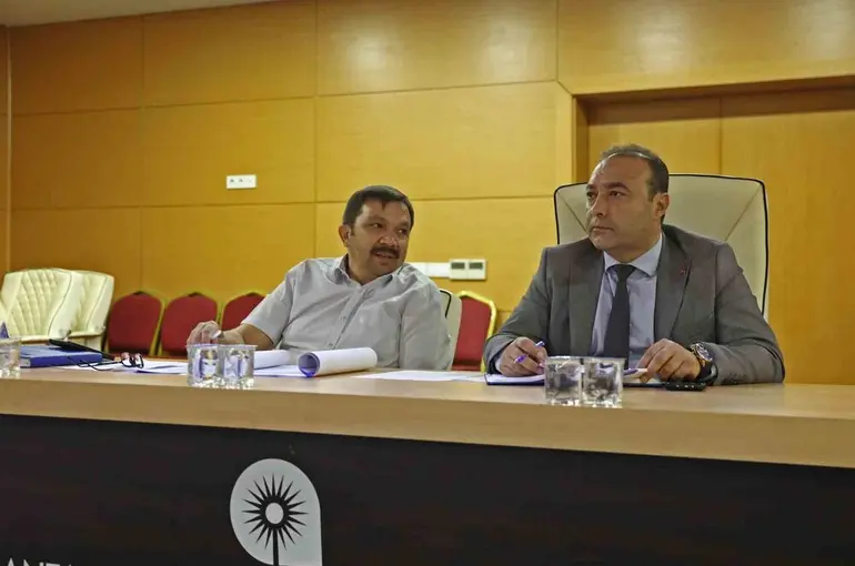 Toptancı haller için sezon öncesi koordinasyon toplantısı yapıldı

