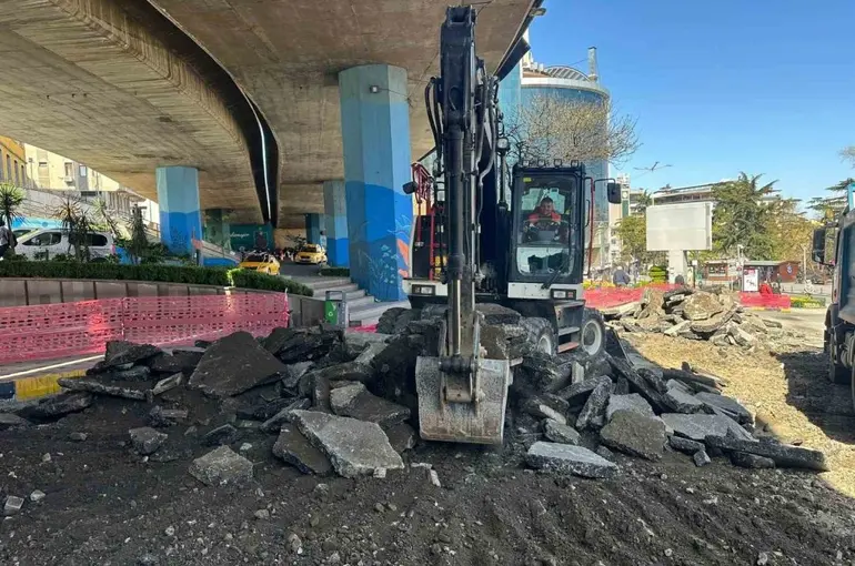 Trabzon’da Atatürk Alanındaki viyadüklerin altı dinlenme alanı olacak
