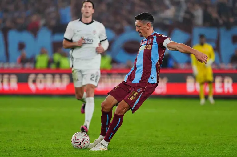 Trendyol Süper Lig: Trabzonspor: 2 - Beşiktaş: 0 (Maç sonucu)
