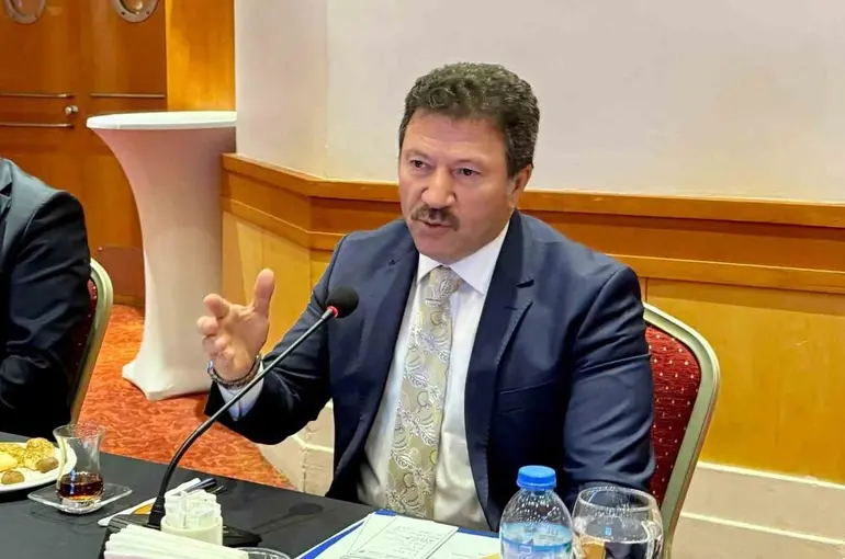 TŞOF Genel Başkanı Mehmet Yiğiner’in öncülüğündeki ‘Danışma Kurulu’ toplantısı Antalya’da gerçekleştirildi
