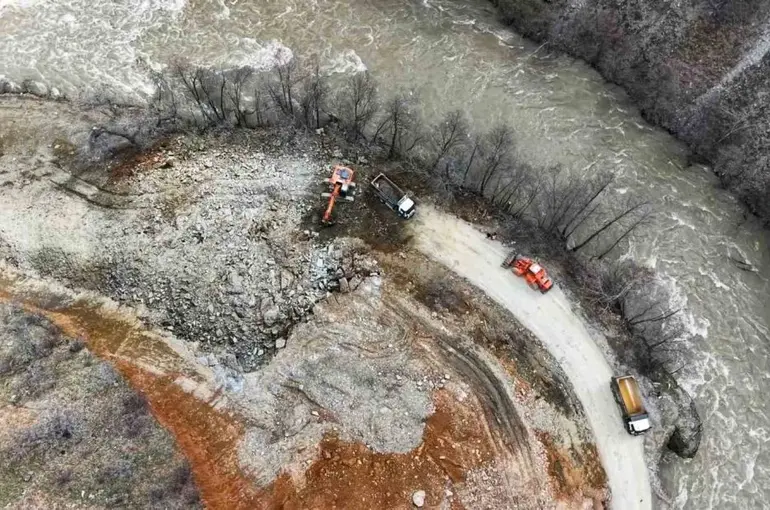 Tunceli-Ovacık yolu trafiğe açıldı

