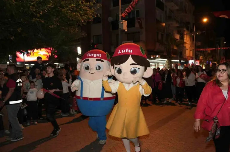 Turgutlu, 19 Mayıs’ta tek yürek oldu
