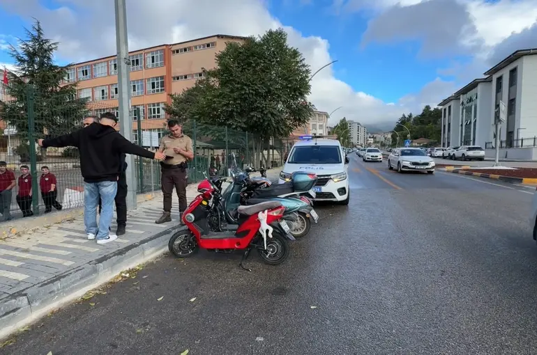 Turgutlu’daki okul saldırısının ardından Karabük’te tedbirler artırıldı
