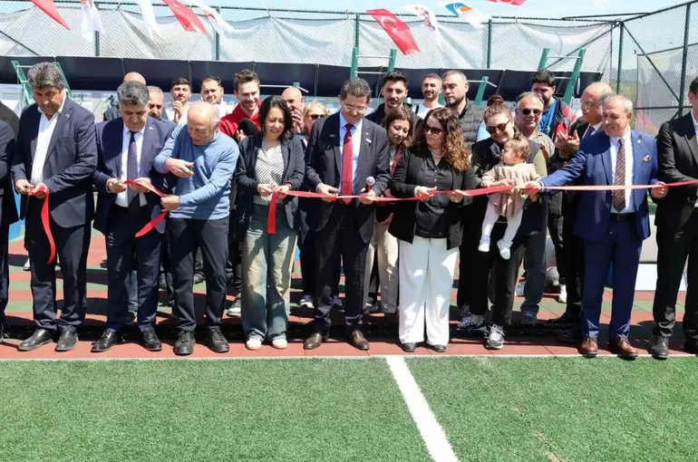Türkiye’de bir ilk olan spor park alanı Çekmeköy’de açıldı
