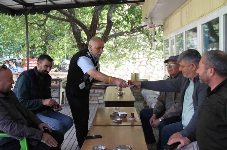 Türkiye’nin en ucuz çayı Tunceli’de
