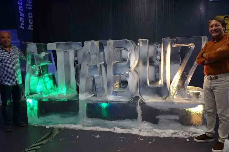 Türkiye’nin tek buz müzesi ilgi odağı
