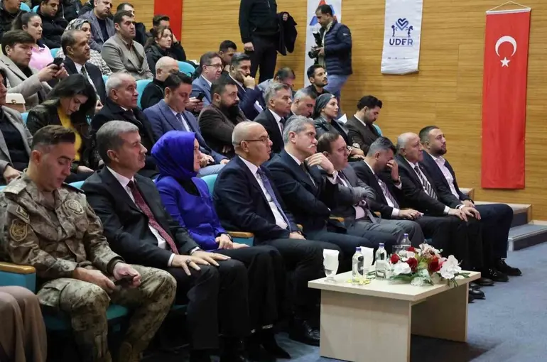 UDER’den Dünya Çocuk Hakları Günü Konferansı
