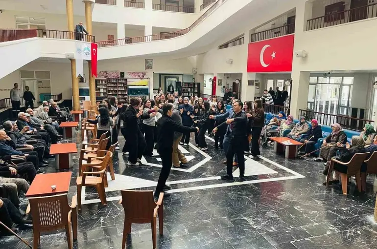 Ulu Çınarlar’a anlamlı bayram ziyareti
