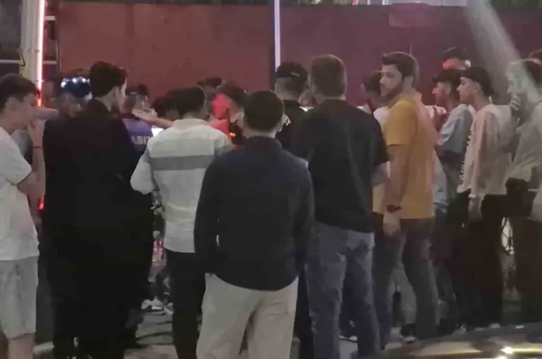 Uluslararası Kültür ve Sanat Festivali olaylı sona erdi
