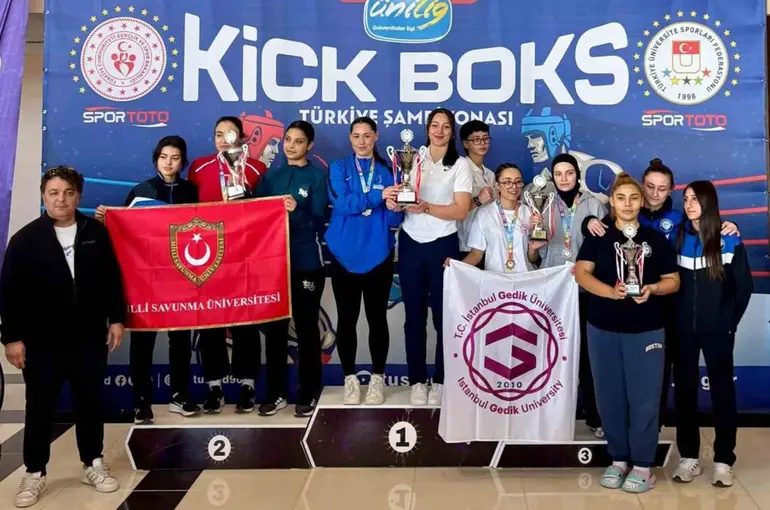 Üniversitelerarası Kick Boks Türkiye Şampiyonası’nda MCBÜ’den büyük başarı
