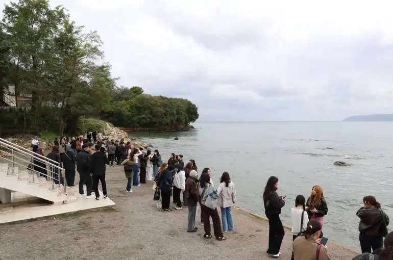Üniversitesi birinci sınıf öğrencilerine oryantasyon programı
