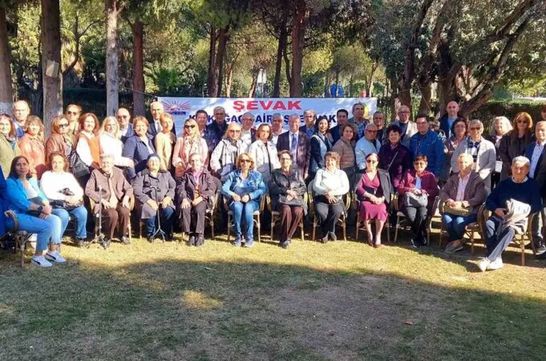 Ünlü hiciv ustası Şair Eşref unutulmadı
