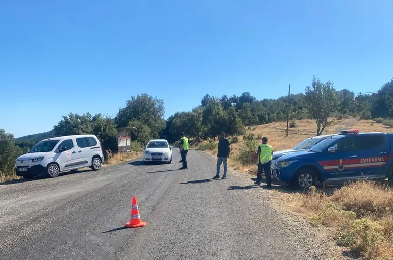 Uşak’ta hayvan hastalıklarına karşı yol kontrol ve denetimler gerçekleştirildi
