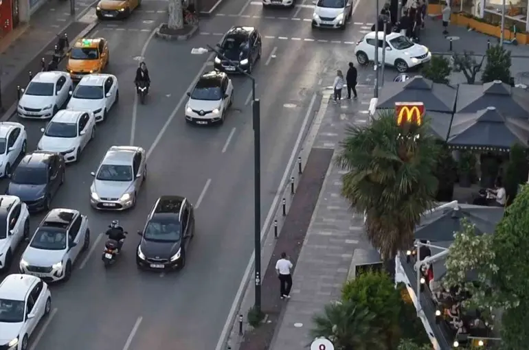 Uyanık motorcu ekiplerden kaçamadı
