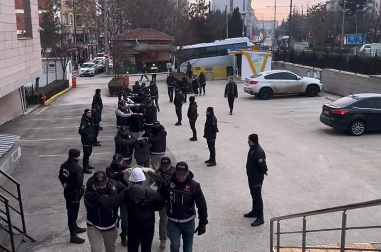 Uyuşturucu operasyonlarında 7 kişi tutuklandı