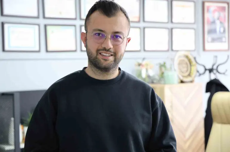 Uzmanından, "Oruç kesinlikle sigara ile açılmamalı" uyarısı
