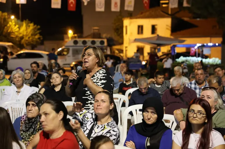 Üzüm üreticilerinin sorunları ve çözüm önerileri masaya yatırıldı
