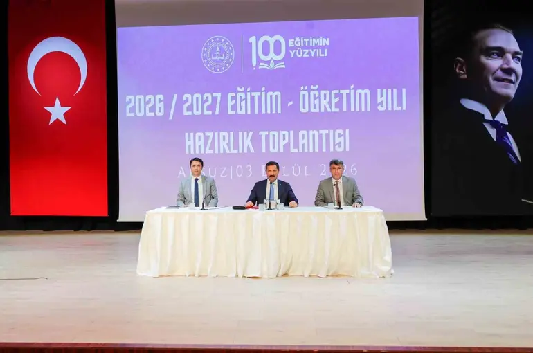 Vali Masatlı başkanlığında 2026-2027 eğitim öğretim yılı hazırlık toplantısı gerçekleştirildi
