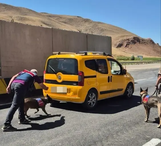 Van’da değişik suçlardan 17 kişi tutuklandı
