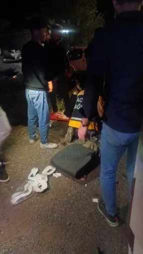 Van’da yolcu minibüsü devrildi: 9 yaralı
