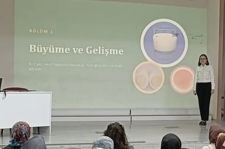 Velilere sağlıklı beslenme çantası eğitimi
