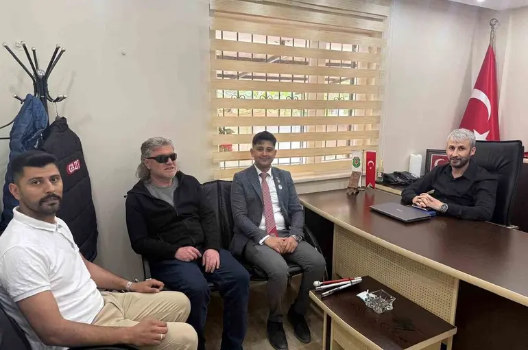 Yaşayan kahramanlar anılacak
