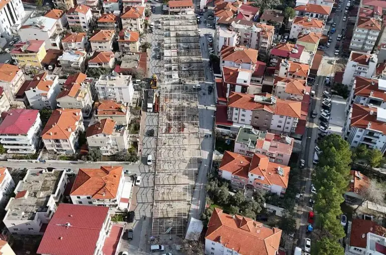 Yatağan pazaryeri modern ve konforlu bir yapıya kavuşuyor
