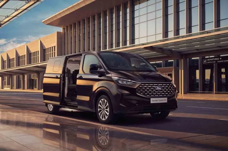 Yeni Ford Tourneo Custom 9+1 satışa sunuluyor
