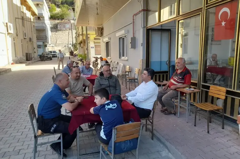 Yenipazar Kaymakamı Karataş, esnaf ve vatandaşlarla buluştu
