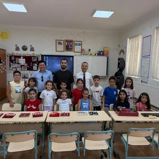 Yenipazar’da çocuklar yaz tatilini akıl ve zeka oyunlarıyla değerlendiriyor
